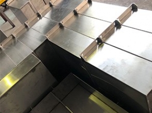 無錫不鏽鋼加工定製  不（bú）鏽鋼電箱